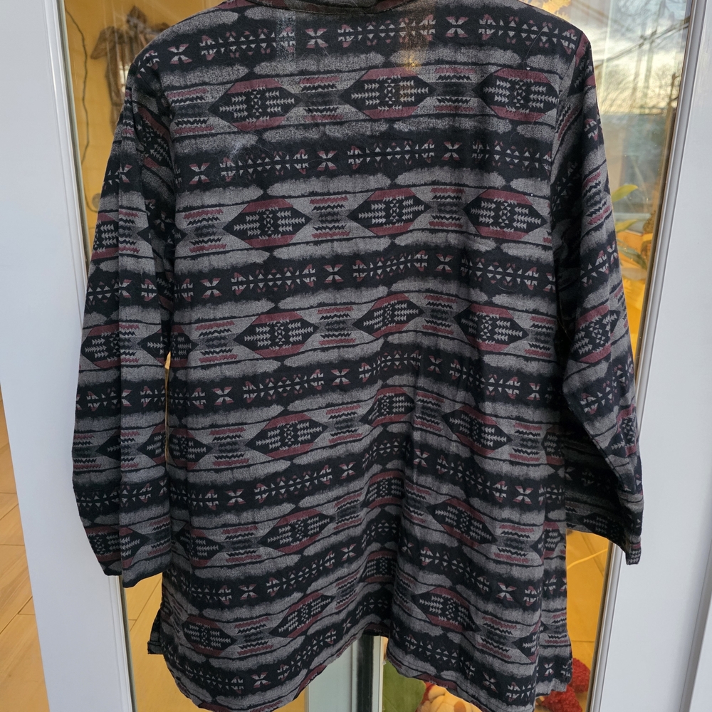 Geometric Patterned Button-Up Jacket - image 6